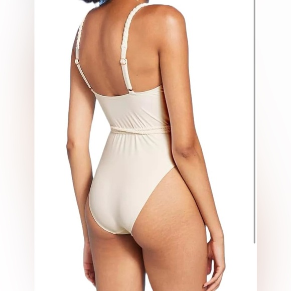 Shade & Shore Cream Plunging V-Neck swimsuit missing tie - Picture 8 of 8